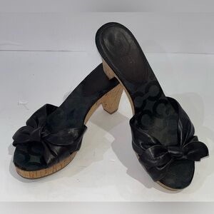 Coach Karen Heels 8 EUC